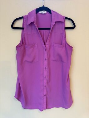 Express Sleeveless Button-Front Camisole in Orchid Pink